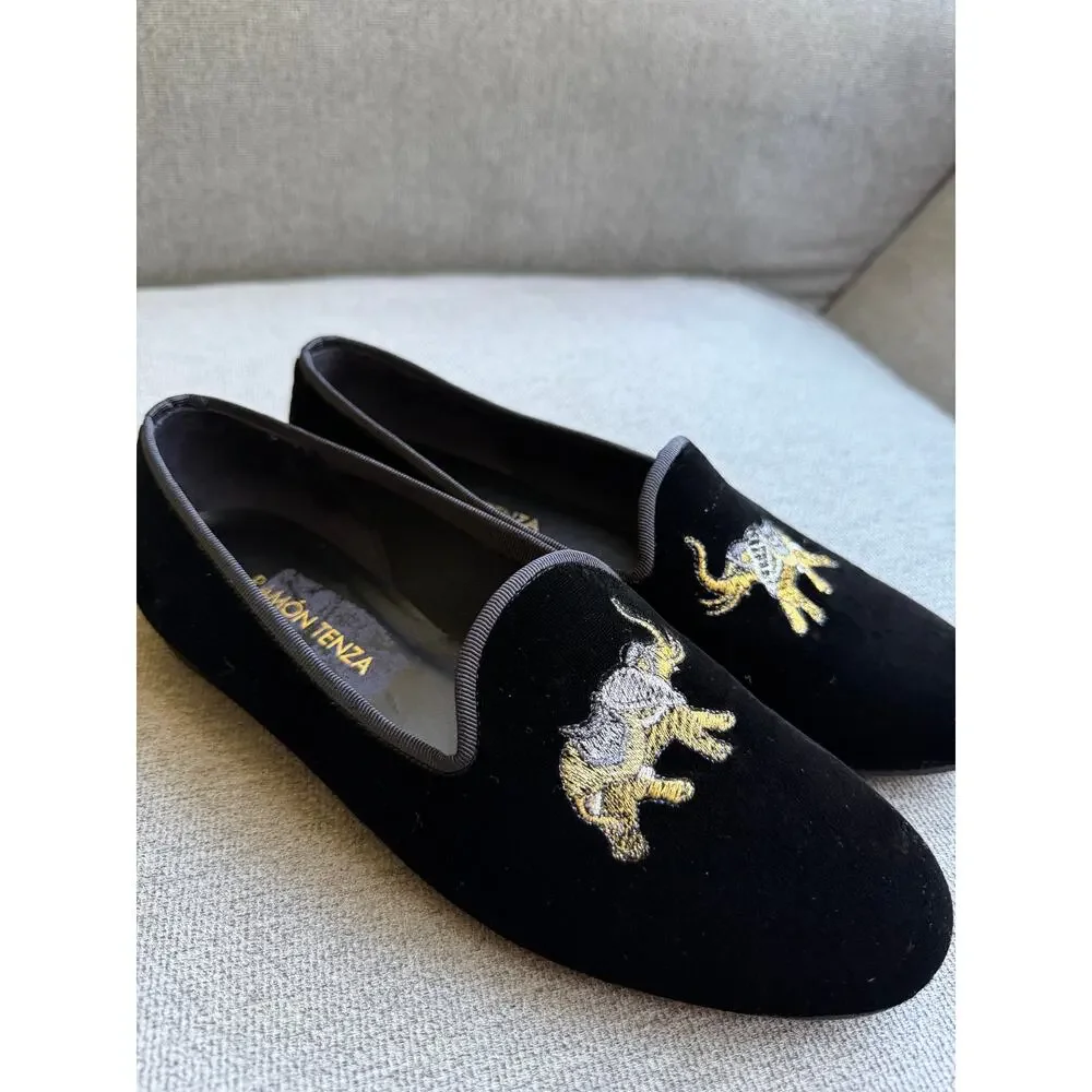 Ramon Tenza Taylor Velvet Loafer Black Elephant Embroidered Women's 8